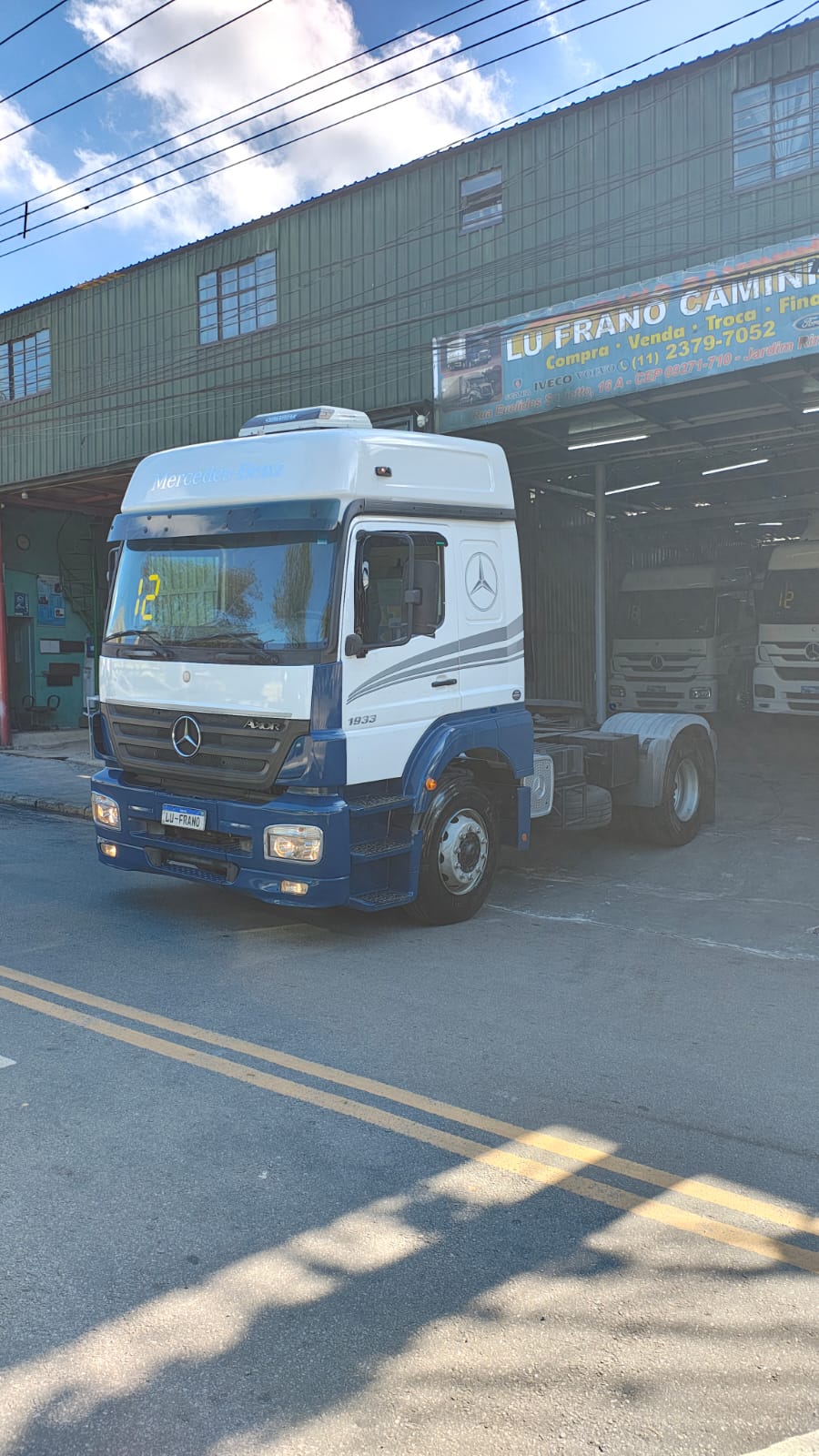 Mercedes Benz Axor 1933 2012 - Lu Frano Caminhões