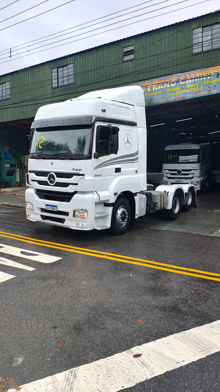 Mercedes Benz Axor 2544 2012 - Lu Frano Caminhões